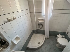 Bathroom - Agnadi Syros Studios & Rooms (Syros)