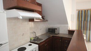 Unclassified image, 4 of 64, button - Afroditi (Syros)