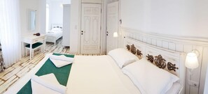 Room - Kalinihta Otel (Bozcaada)