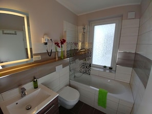 Bathroom - Apartment Rainer Zufall (Leipzig)
