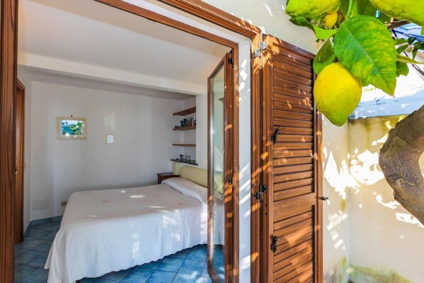 Unclassified image, 1 of 13, button - Casa Emotion (Praiano)