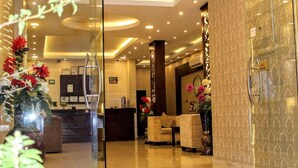 Lobby - Aros Alfaisaliah Furnished Units (Dammam)