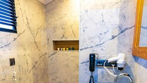 Bathroom - Assos Hunters Hotel (Ayvacik)