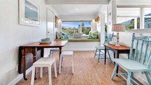 Unclassified image, 4 of 20, button - The Little Blue Bach (Waiheke Island)