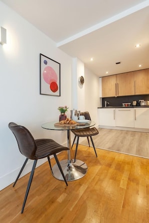 Unclassified image, 2 of 49, button - Kspace Sinclair Serviced Apartments (Sheffield)