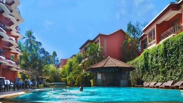 Pool - OYO 10906 Home Modern 1bhk Baga (Calangute)