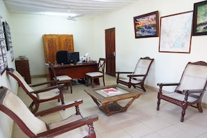 Lobby - Doric Cottages Diani (Diani Beach)