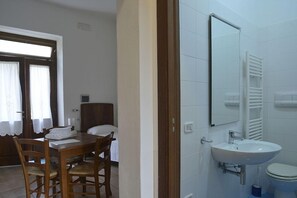 Bathroom - Azienda Bellelli Turismo Rurale (Capaccio-Paestum)