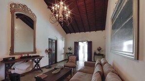 Living area - Arvani Villa (Tangalle)