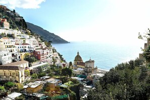 Unclassified image, 5 of 19, button - Villa Deli (Positano)