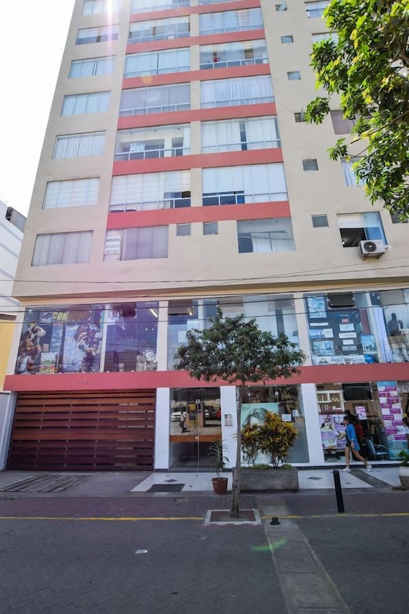Exterior - Lux Miraflores Apartments Alcanfores (Lima)