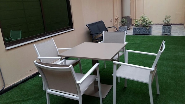 Gambar tidak terklasifikasi, 1 dari 31, tombol