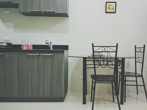 Unclassified image, 4 of 21, button - Vista Shaw by Charles (Mandaluyong)