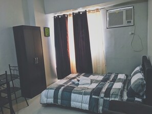 Unclassified image, 5 of 21, button - Vista Shaw by Charles (Mandaluyong)