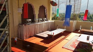 Outdoor dining - Green Park Haveli (Pushkar)