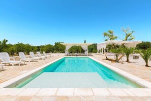 Pool - Trulli Ion (Ostuni)