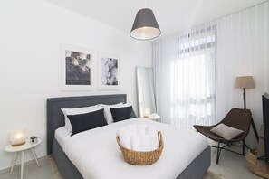 Unclassified image, 3 of 74, button - House No. 29 By Tlv2go (Tel Aviv)
