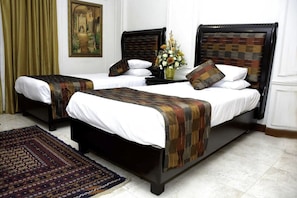Room - Regency Inn Hotel Lahore (Lahore)
