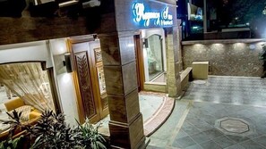 Chi tiết ngoại thất