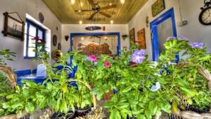 Unclassified image, 5 of 18, button - Cunda Mavi Otel (Ayvalik)