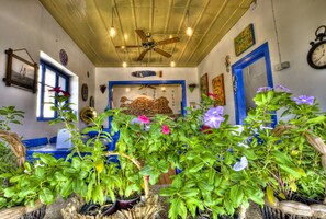 Unclassified image, 5 of 18, button - Cunda Mavi Otel (Ayvalik)
