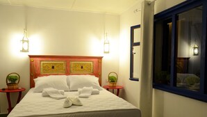 Room - Cunda Mavi Otel (Ayvalik)