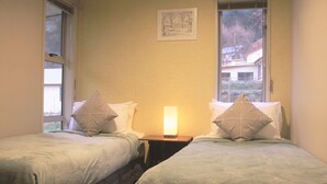 Room - Qubehouse (Queenstown)