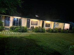 Unclassified image, 2 of 32, button - Royal Garden Retreat (Abu Road)