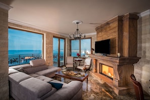 Living area - Bella Mare Villa (Malevizi)
