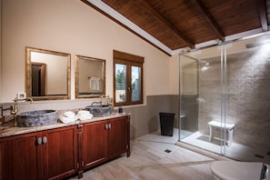Unclassified image, 2 of 29, button - Bella Mare Villa (Malevizi)