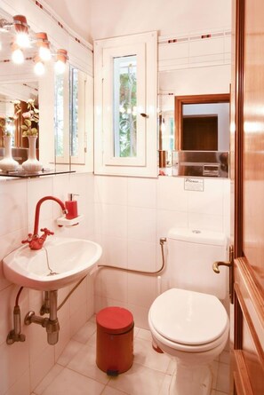 Unclassified image, 4 of 45, button - Villa Noa (Saronikos)