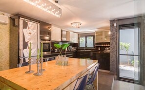 Private kitchen - Villa Adam (Saronikos)