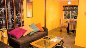 Unclassified image, 2 of 9, button - New Kingston Guest Apt At The Stadium (Kingston)
