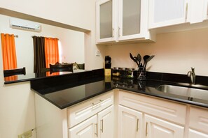 Private kitchen - The Embassy Luxury Apt Crystal Towers Ii (Kingston)