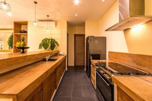 Private kitchen - Villa Seriska Jimbaran Bali (Jimbaran)