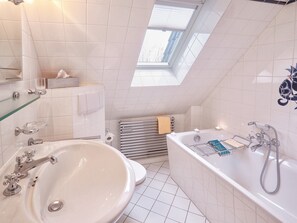 Unclassified image, 4 of 47, button - Ferienwohnung Heefwai 2 "w6" (Sylt)
