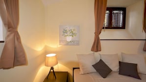 Unclassified image, 5 of 12, button - Casa Punta Amore - Welchome (Cannobio)