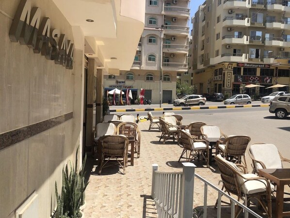 Outdoor dining - Masaya Hurghada (Hurghada)