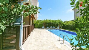 Ảnh chưa phân loại, 5 trong số 52 ảnh, nút