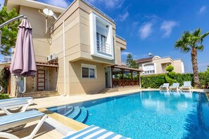 Unclassified image, 3 of 22, button - Paradise Town - Villa Premium (Serik)