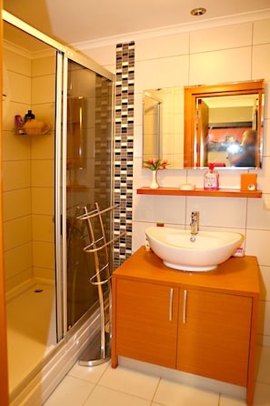 Bathroom - Paradise Town - Villa Premium (Serik)