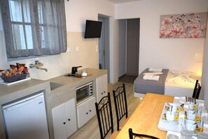 Room - Virginia Rooms (Tinos)