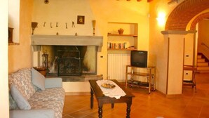 Living area - Villa Degli Olivi (Castiglion Fiorentino)