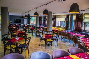 Dining - Form Termal & Spa Gure (Edremit)