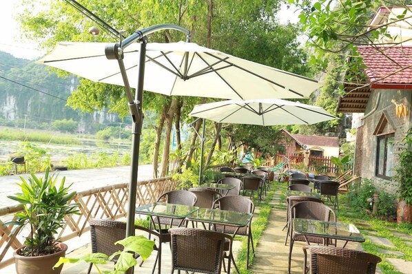 Ảnh chưa phân loại, 1 trong số 50 ảnh, nút