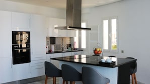 Private kitchen - The View (La Marsa)
