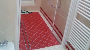 Bathroom - Casa Portici (Torri del Benaco)