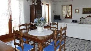 Unclassified image, 5 of 37, button - Villa Patrizia (Torri del Benaco)