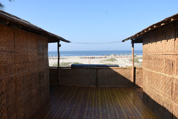 Beach - Vailankanni Cottage Mandrem (Mandrem)