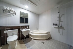 Bathroom - Q Motel (Jecheon)